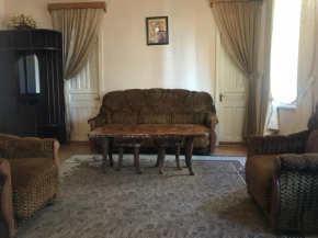 host N1, Kutaisi